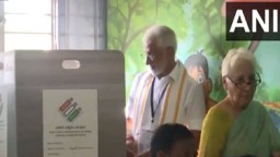 Andhra Pradesh: YSRCP's Vijaysai Reddy casts vote in Nellore